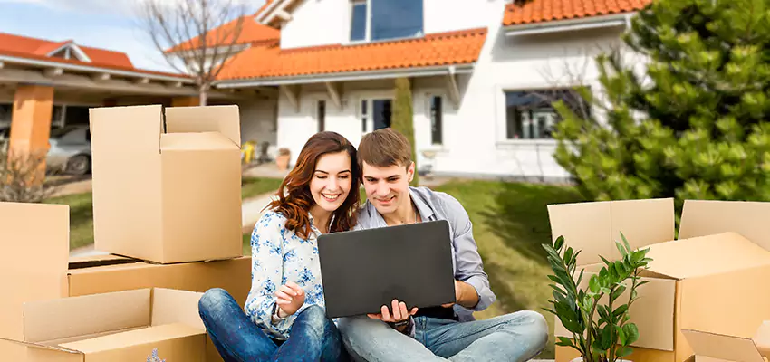 How We Determine Your Sell Townhouse Offer in Coram, NY?